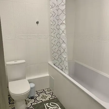 Sisters Apartment Ukr Чернигов Экстерьер фото