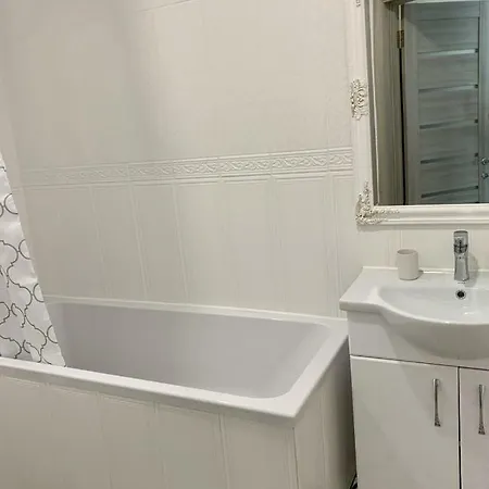 Sisters Apartment Ukr Чернигов Экстерьер фото